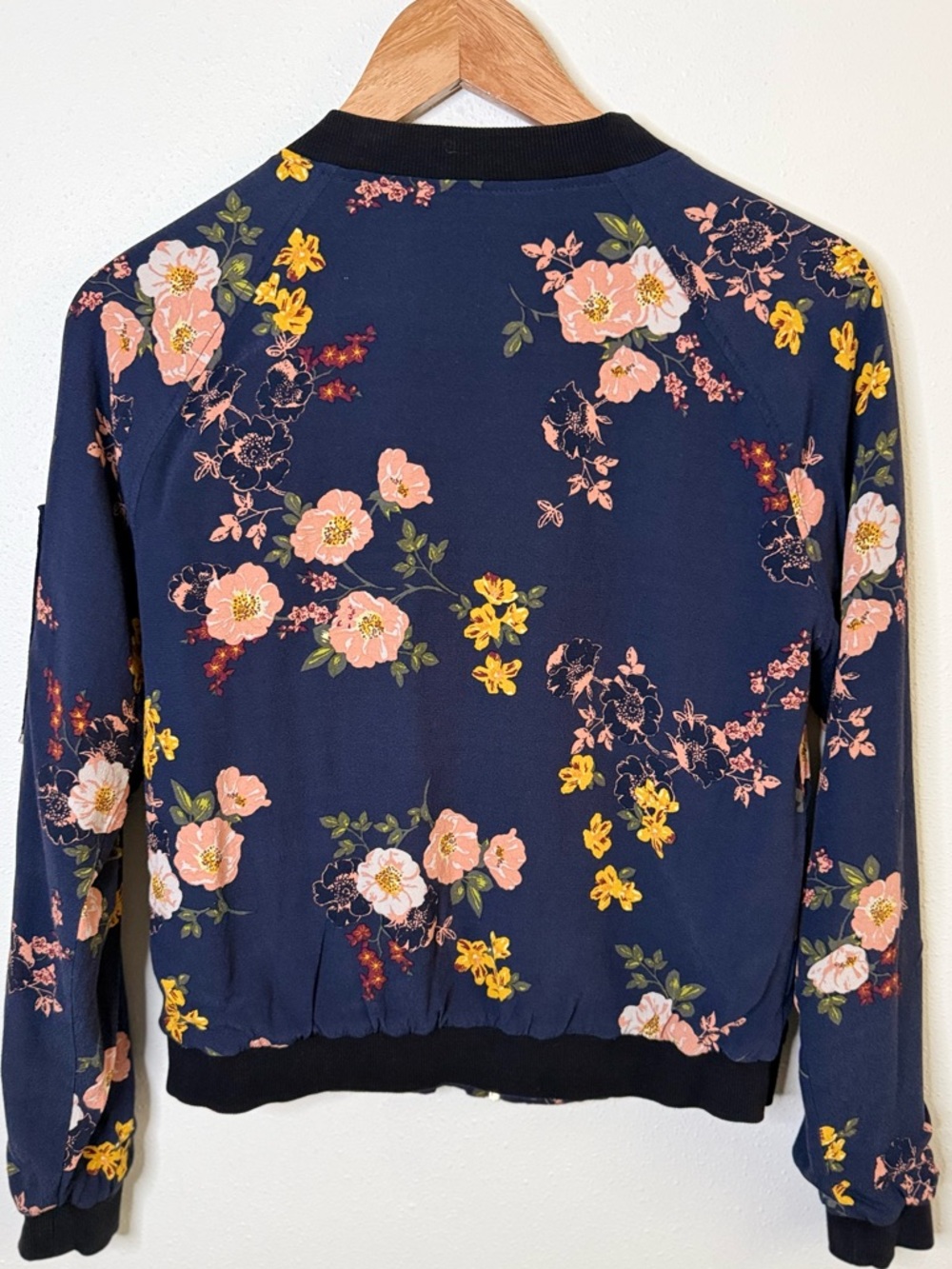 Sanctuary Navy Floral Bomber Jacket | Pink & Yellow Blooms | XS - Picture 5 of 5
